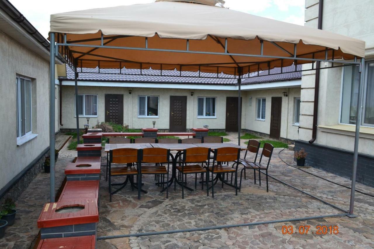 Hotel Family Baljash Exterior foto